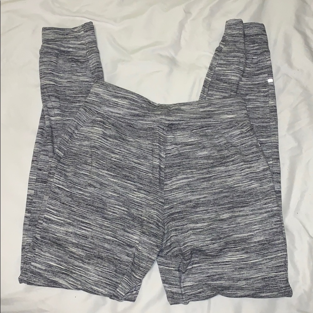 NWOT Lululemon joggers - Picture 4 of 4